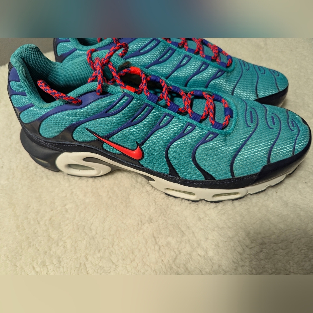Nike Air Max Plus Discover Your Air Mens 12 Running Hyper Jade AV7940-30… - Picture 4 of 14